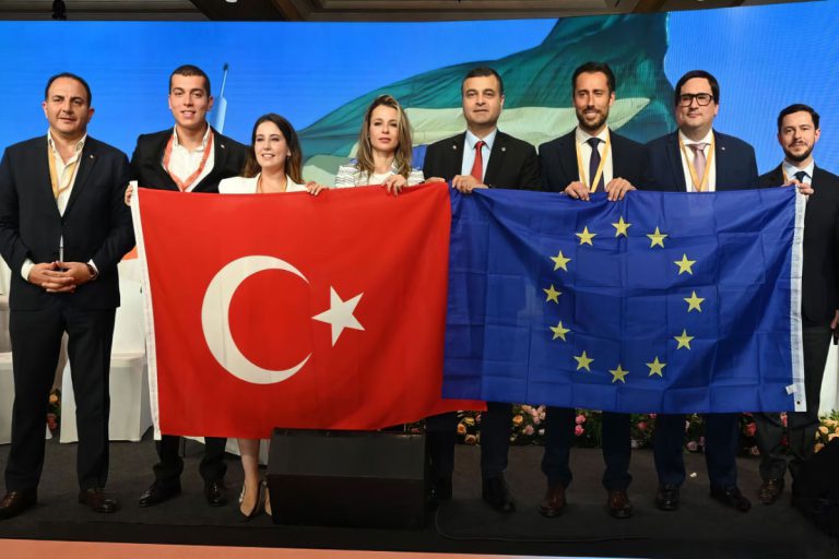 TÜGİAD Genç Girişimciler İttifakı Zirvesi