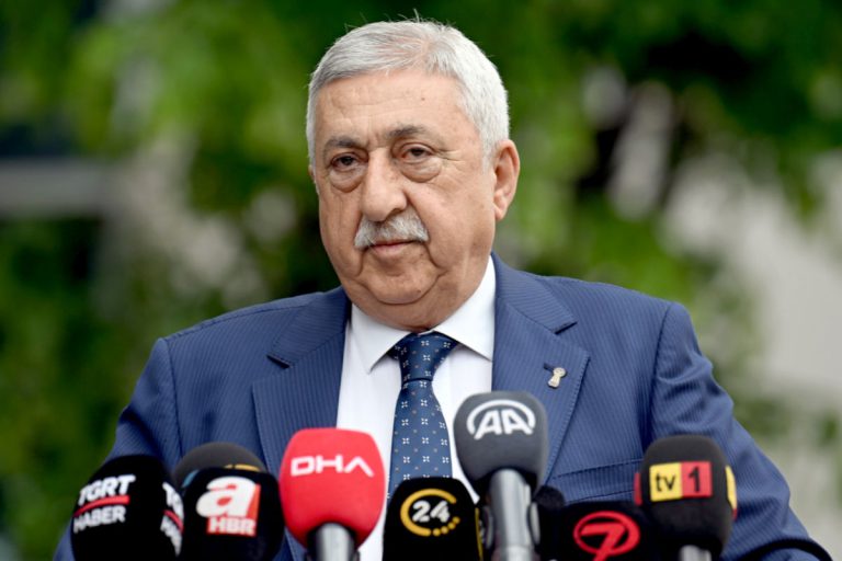 “Sigara satışında esnaf ile vatandaş karşı karşıya”