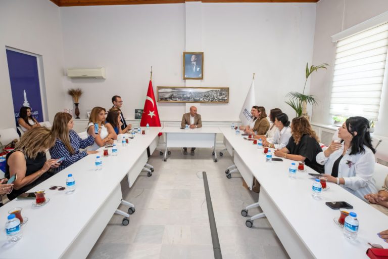 Tunç Soyer İzikad AQSİA