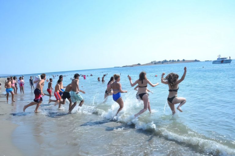 Akarca gelenesel deniz bayramı