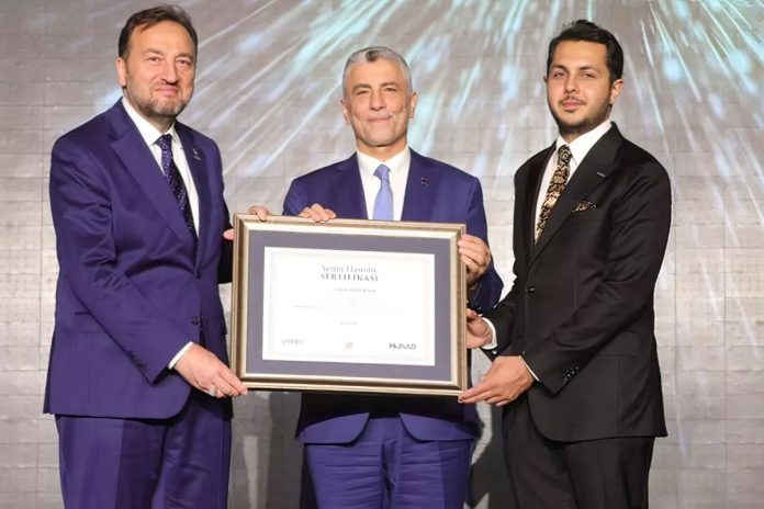 23-08-10-altin-konteyner-ihracat-ödülleri MÜSİAD Altın Konteyner ihracat ödülleri