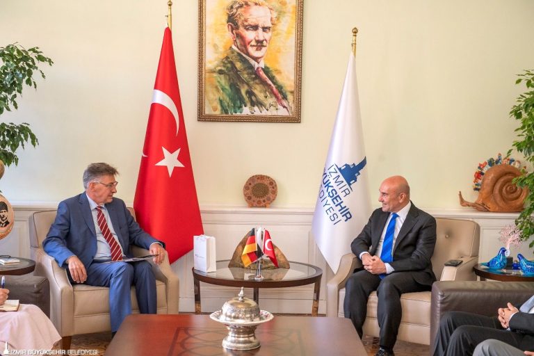 Almanya’nın İzmir Başkonsolosu Schröer Soyer’i ziyaret etti