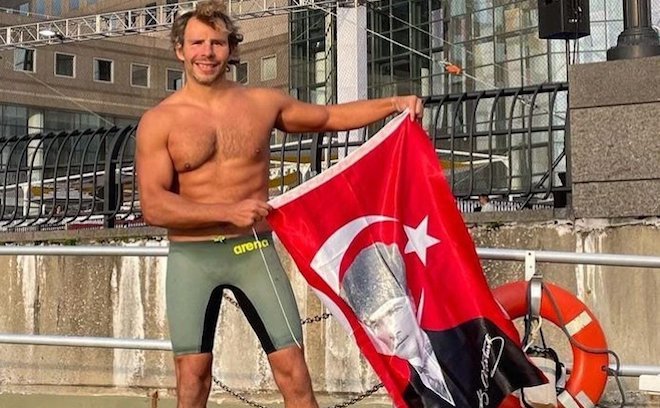 Yüzme sporcusu Emre Erdoğan’dan ABD’de tarihi başarı