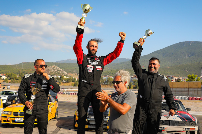 Drift yarışı sevenler İzmir Park’ta buluştu