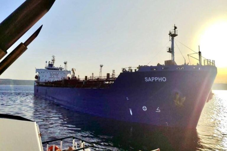Çanakkale Boğazı’nda 183 metrelik tanker arıza yaptı