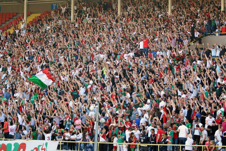 Karşıyaka futbolda yeni sezonu açıyor