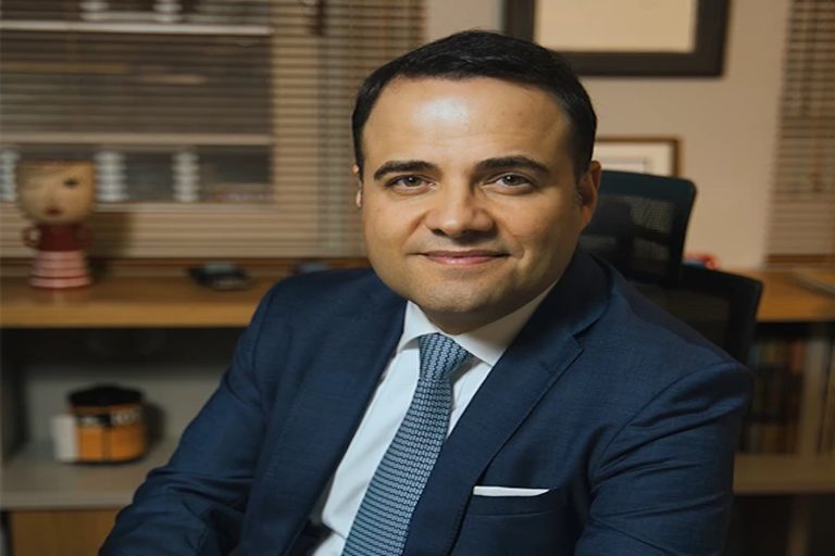 Özgür Demirtaş istifa etti