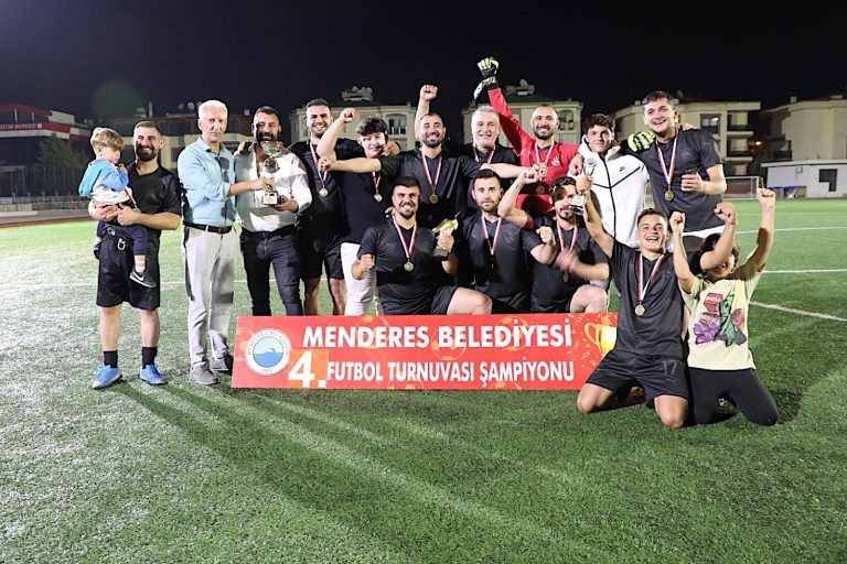 Menderes Belediyesi Futbol Turnuvası Sona Erdi