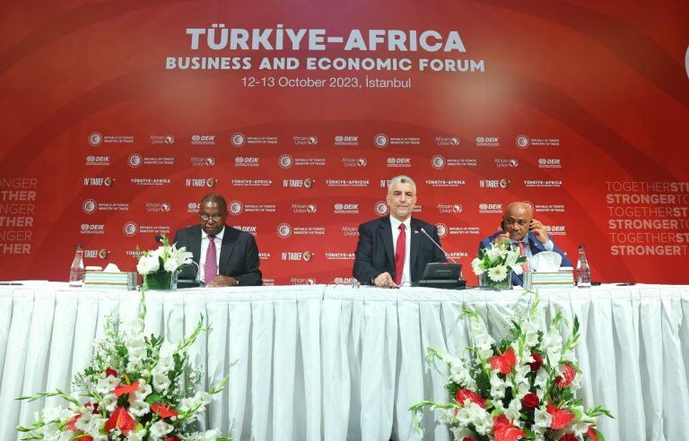 Bakan Bolat: Afrika ile ticaret hacmimiz 20 yılda 11,3 kat artış gösterdi