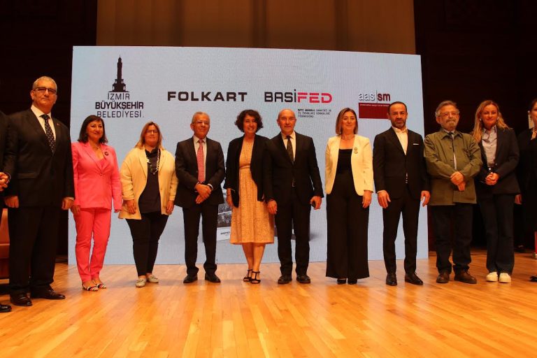 “Türk kadını Cumhuriyet’in lokomotifi oldu”