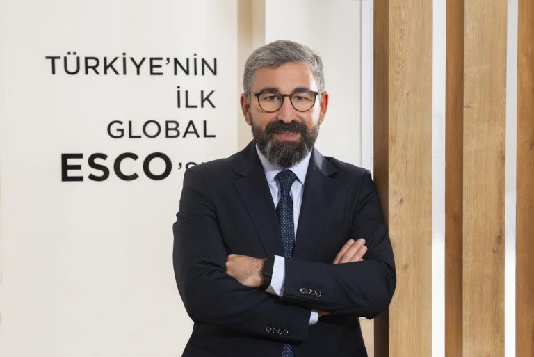 Türk sanayisi temiz enerjiye yatırım yapıyor ancak tüketimini düşüremiyor