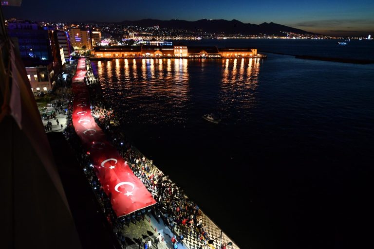 Cumhuriyet coşkusu İzmir’den yankılanacak