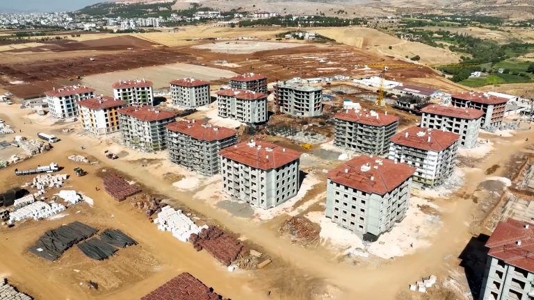 Özhaseki: Deprem bölgesini gönül birliğiyle inşa edeceğiz