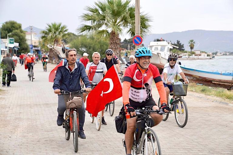 Pedallar Cumhuriyet için çevrildi