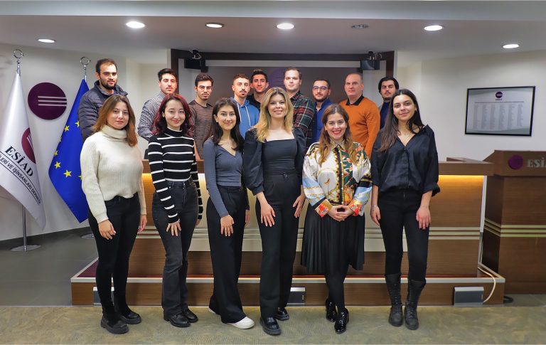 esiad'dan gençlere kariyer desteği