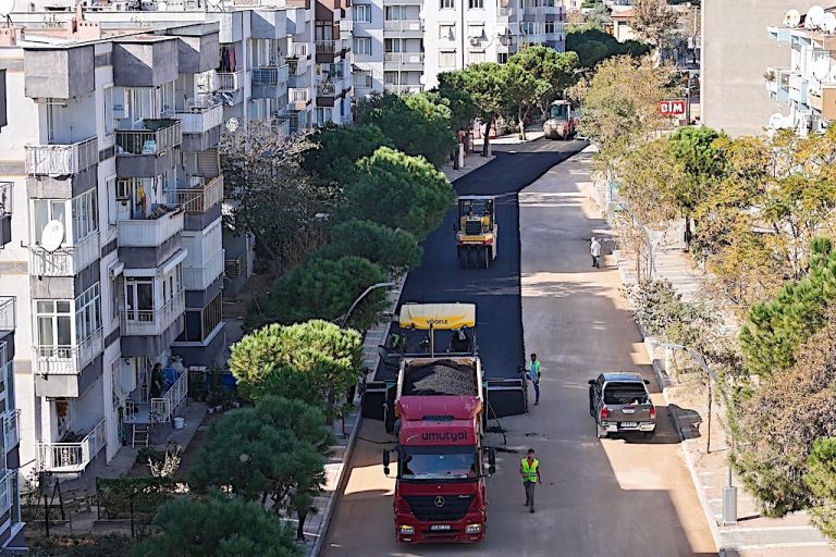 Bergama’da yol sorunları tarih oluyor