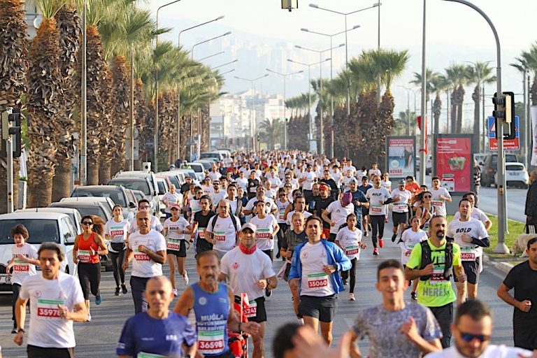 Ata’dan Ana’ya Saygı Koşusu’na 2 bin başvuru