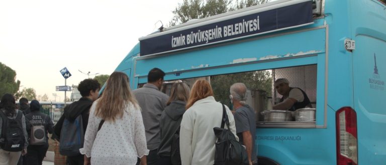 Büyükşehir’den gençlere ‘Günaydın Çorbası’