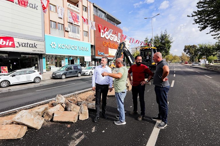 Bayraklı’da 4 mahallede hizmet turu