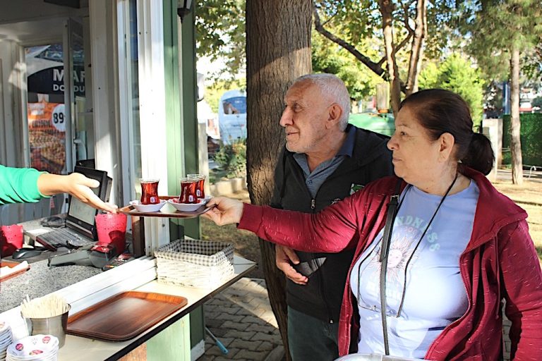 Karşıyaka Belediyesi’nin tesislerinde kaliteli hizmet