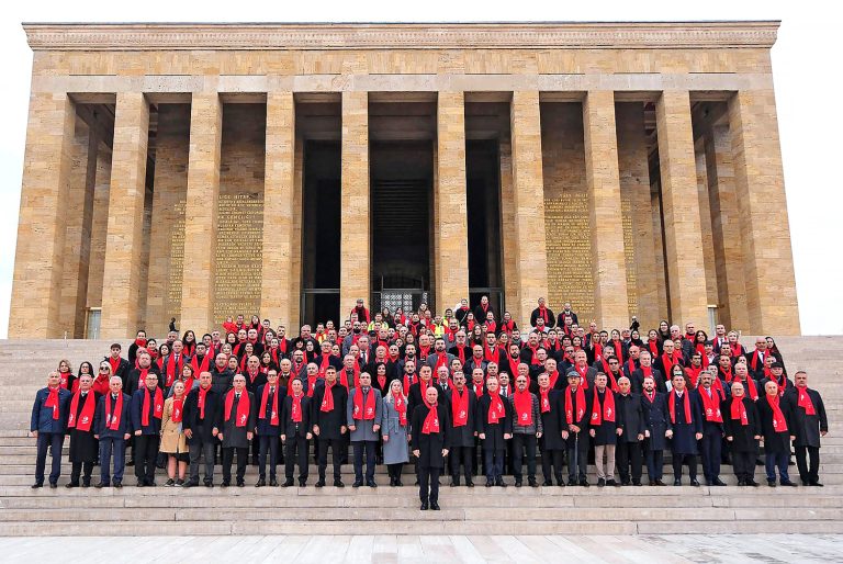 ASO’dan Anıtkabir’e ziyaret