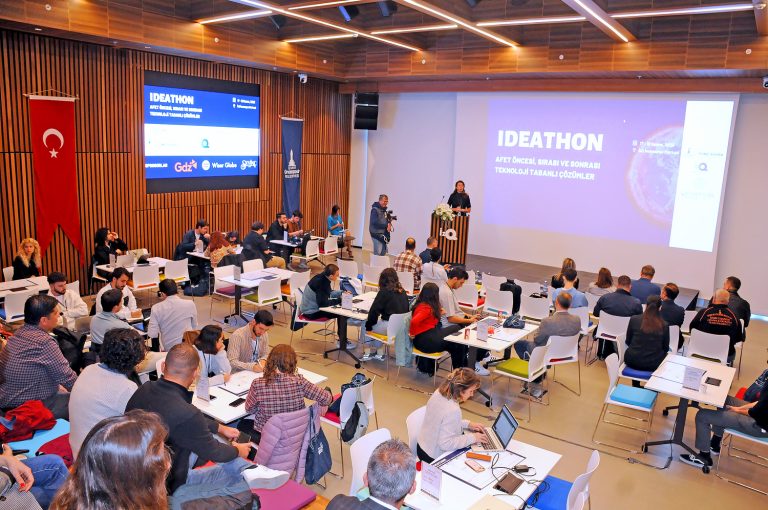 Ideathon Fikir Maratonu ile İzmir’de buluştu