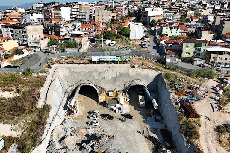 “İzmir’in 100 yılını kurtaracak eser”