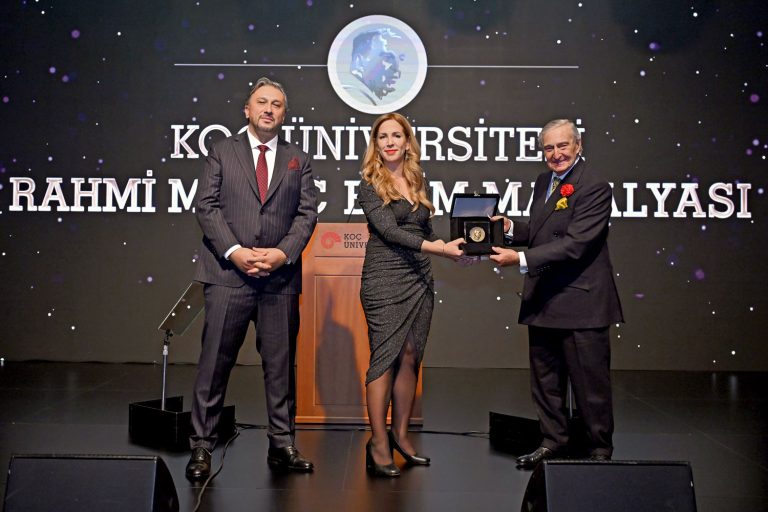 Rahmi M. Koç Bilim Madalyası’nın sahibi Prof. Dr. Ayşe Zarakol oldu