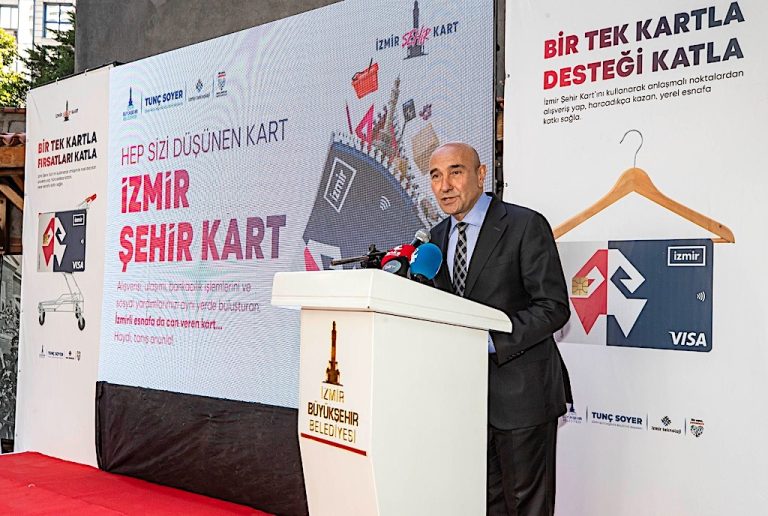 İzmir Büyükşehir’den 20 bin aileye destek