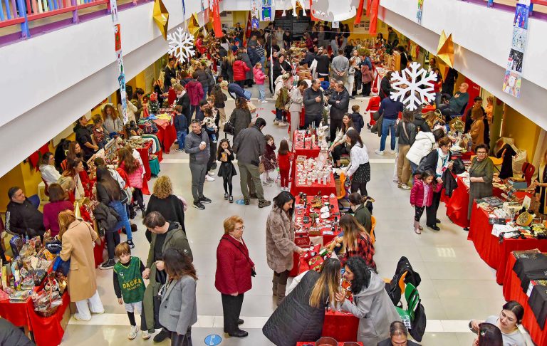 Özel Piri Reis Okulları, hasta çocuklar yararına kermes düzenledi