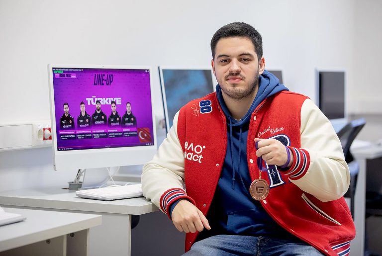 Türkiye’yi E-sporda gururlandıran başarı