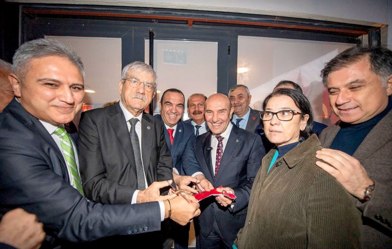 Kemeraltı’nda, Türkiye Belediye Meclis Üyeleri Birliği Lokali’nin açılışı yapıldı