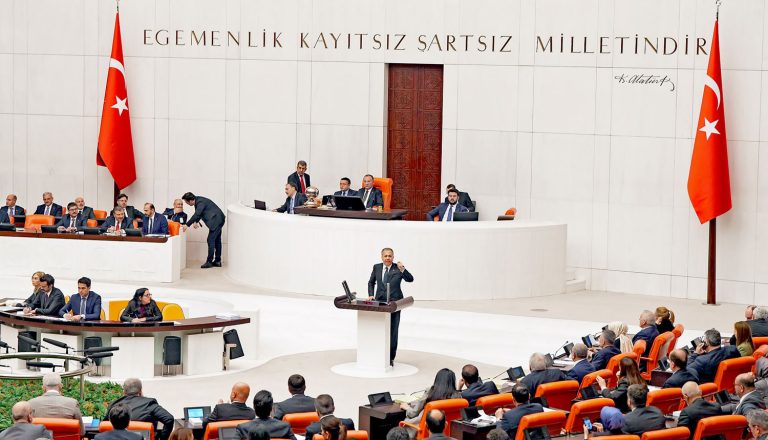 238 bin 55 Suriyeli Türk vatandaşı oldu