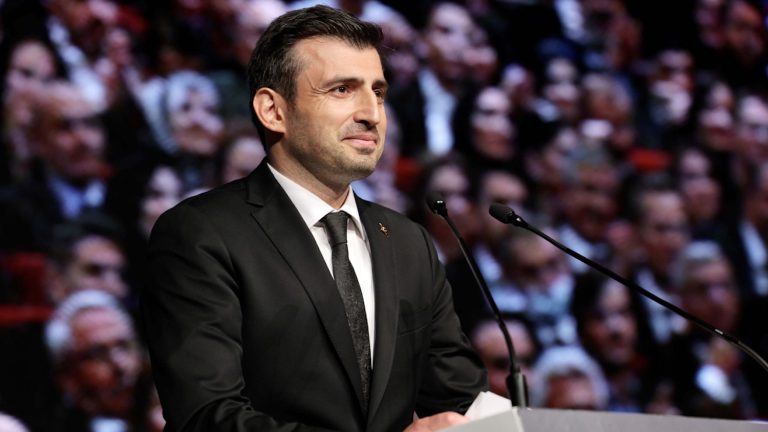 Türkiye’nin vergi rekortmeni Bayraktar oldu