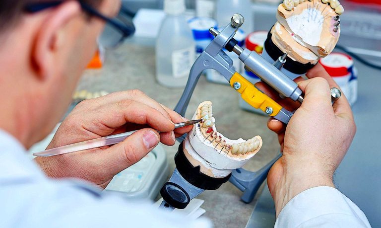 Diş hekimliğinde ilk muayene, tanı ve tedavi planlamasının önemi