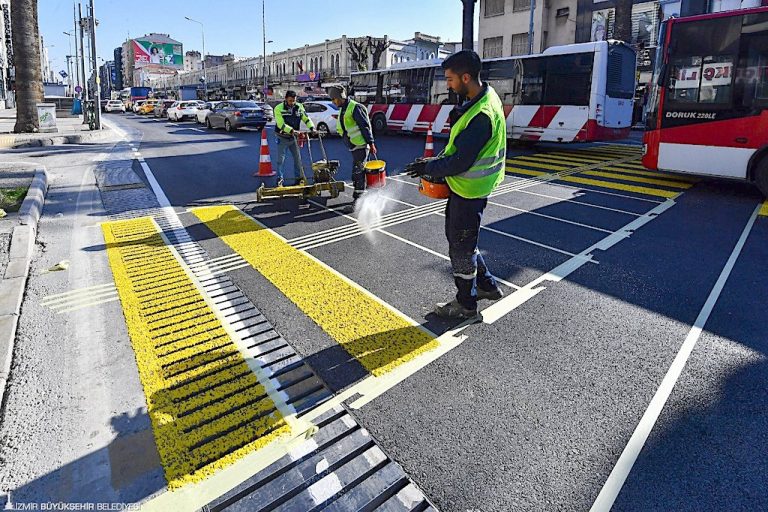 Fevzipaşa Bulvarı yenilendi