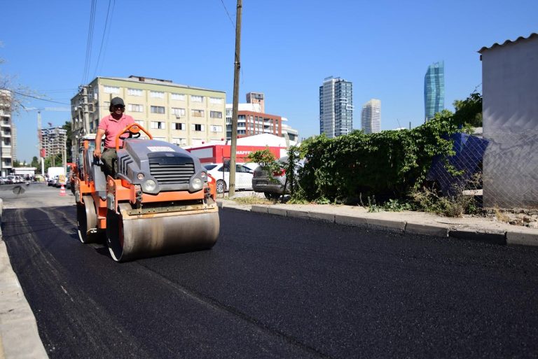 Bornova’da 2023 yılında 70 bin 154 ton asfalt üretildi