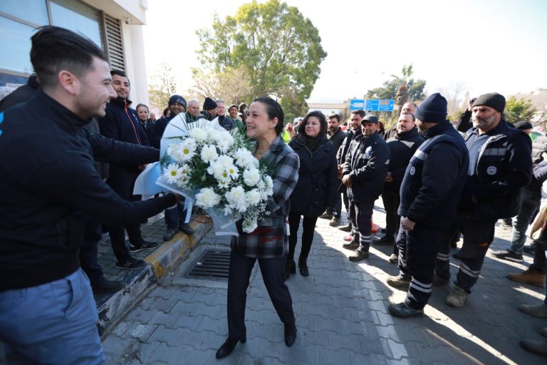 Başkan Sengel, Selçuk’ta alkışlarla karşılandı