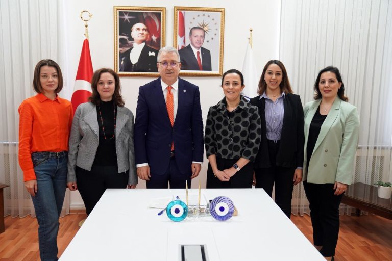 Egeli Prof. Dr. Kara’dan kanser tedavisine yönelik önemli proje