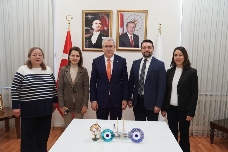“Zeytinyağı atığı omurilik tedavisinde kullanılabilir”