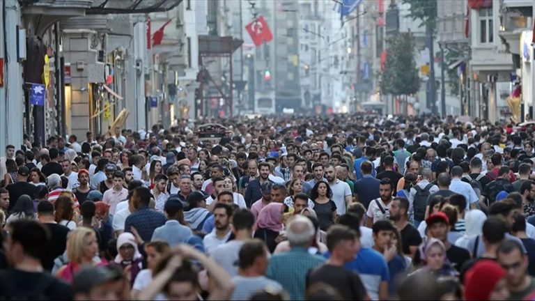 Türkiye nüfusunun %49,9’unu kadınlar oluşturuyor