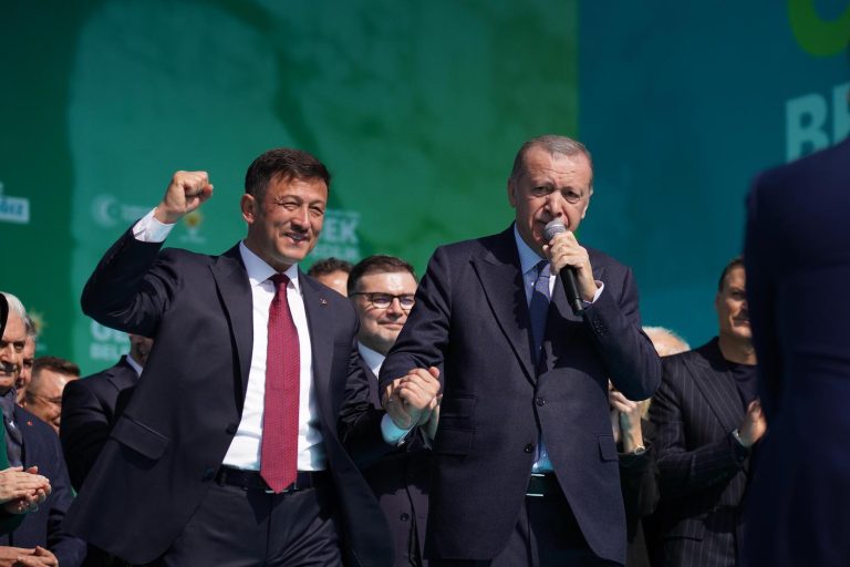 “İzmir’e 21 yılda 449 milyar TL kamu yatırımı yaptık”