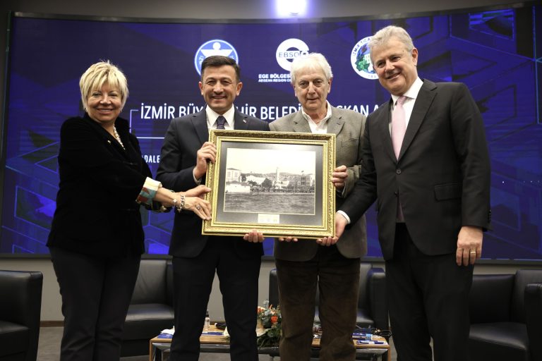 İş dünyası İzmir’de kentsel dönüşüm istiyor