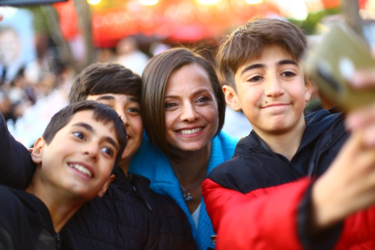 Kınay: İzmir’in dağlarında çiçekler açtıracağız