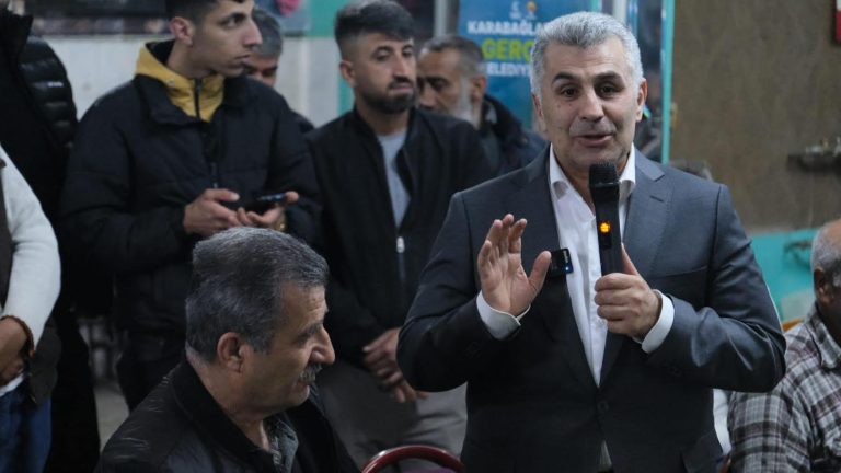 Tunç’dan ‘Genç Kart Karabağlar’ müjdesi 