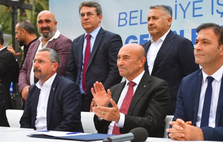 İzmir’de 5 bin 800 işçiyi kapsayan TİS imzalandı