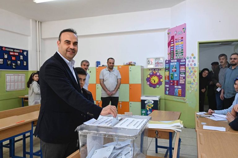 “Artık söz milletin”