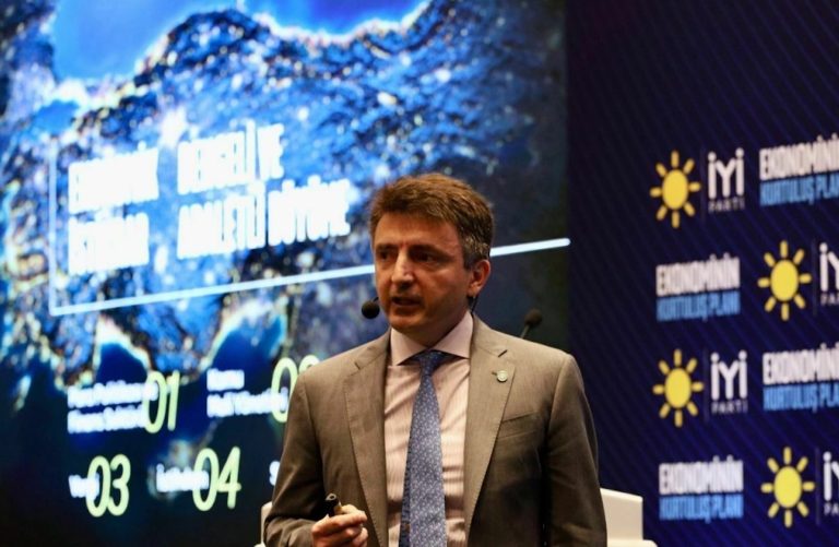 İYİ Parti’li Bilge Yılmaz görevini bıraktı