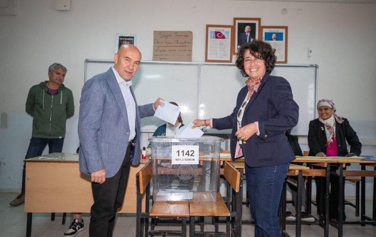 Tunç Soyer: Bugün demokrasi günü