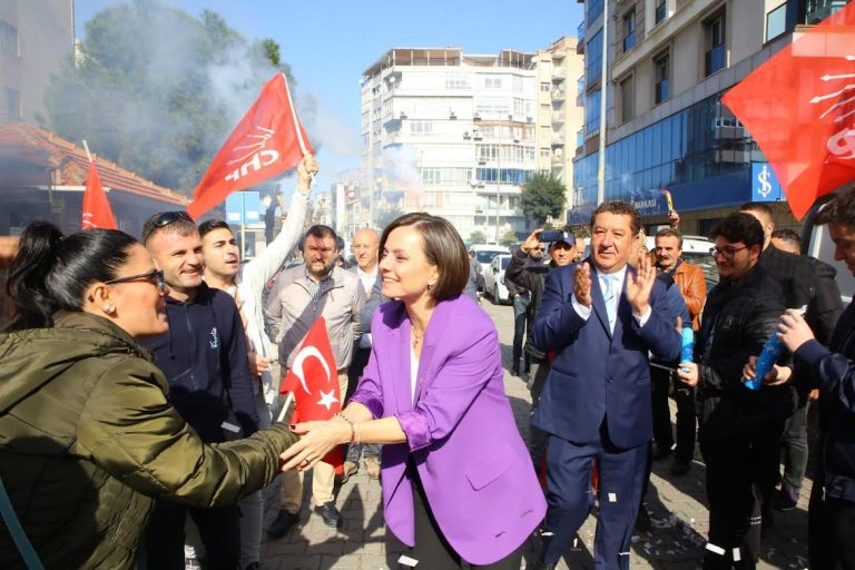 Kınay’dan Karabağlar’a 5 pazaryeri müjdesi